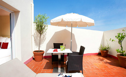 Terrasse d'une chambre du Grupotel Gravina