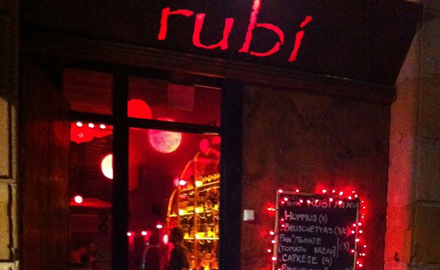 Rubi Bar & Restaurant à Barcelone