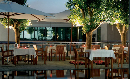 Terrasse Black Marina
