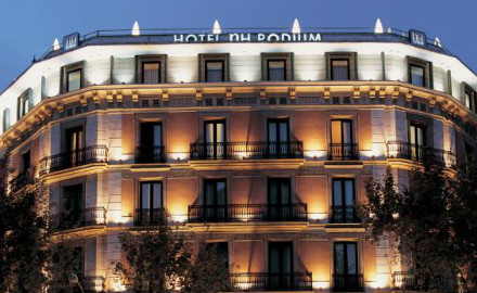 Terrasse de l'hôtel NH Podium