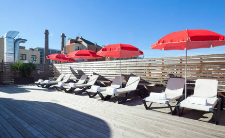 Terrasse de l'hôtel Acta Mimic
