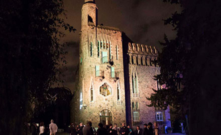 Les nuits de gaudi à la Torre Bellesguard
