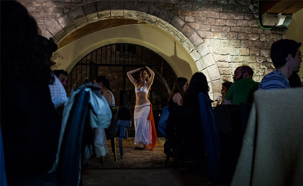 Medieval show au palais Requesens 3